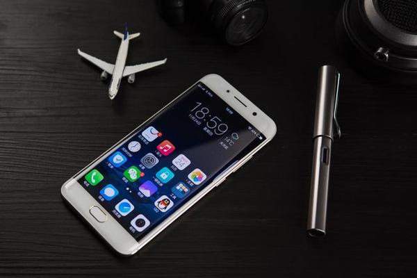 骁龙820＋6GB大运存为什么Xplay6是最强游戏手机